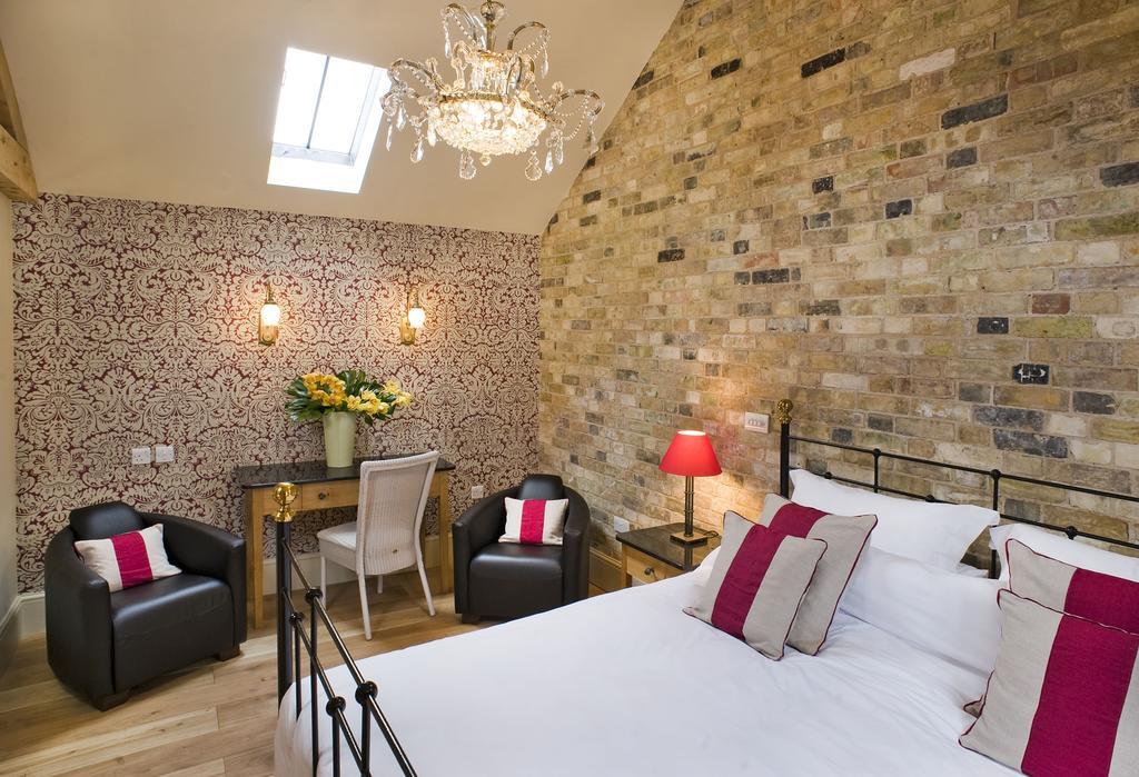 The Fox By Greene King Inns Bury St. Edmunds Room photo